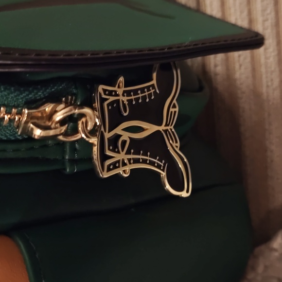 Loungefly Daria Green and Tan Backpack - Picture 6 of 8